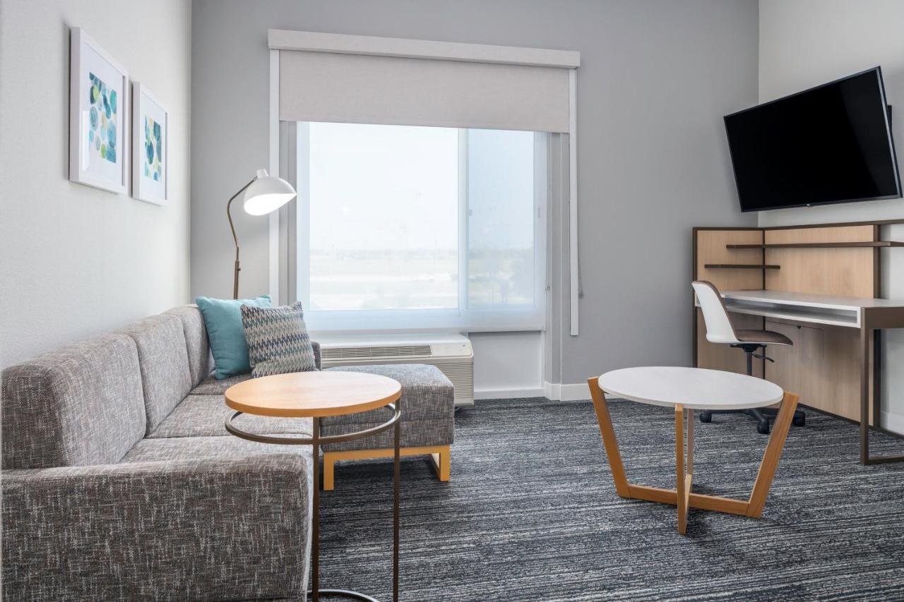 Towneplace Suites By Marriott San Antonio Universal City, Live Oak Selma Екстериор снимка